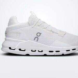 On Running Cloudnova White/Cream Sneakers